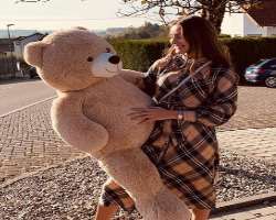 The star loves to play with teddy bear